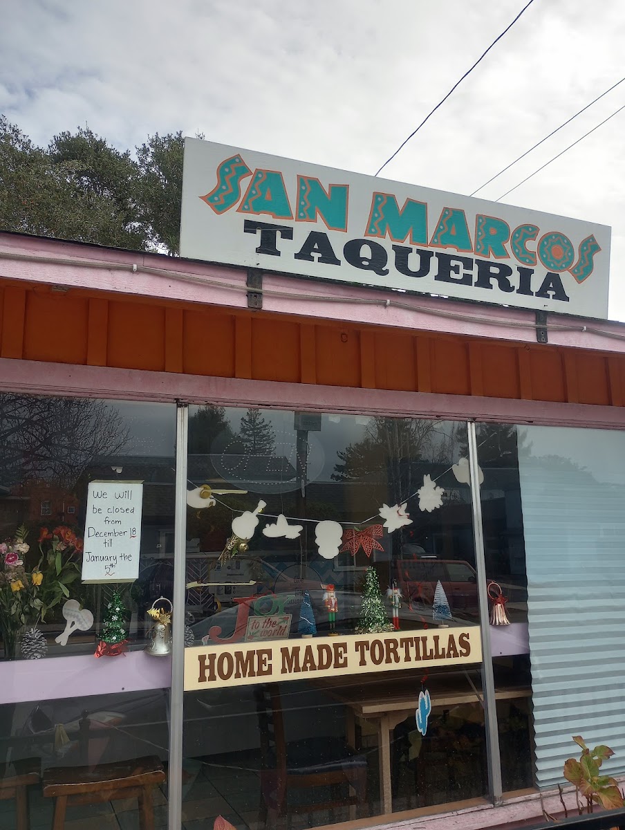 San Marcos Charquito Tacos y Tortas