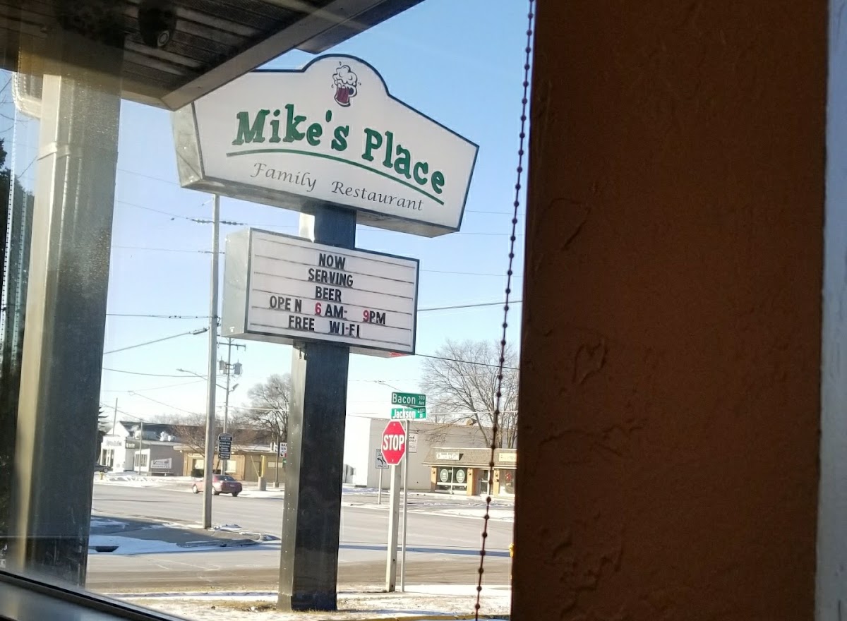 Mike's Place Family Restaurant