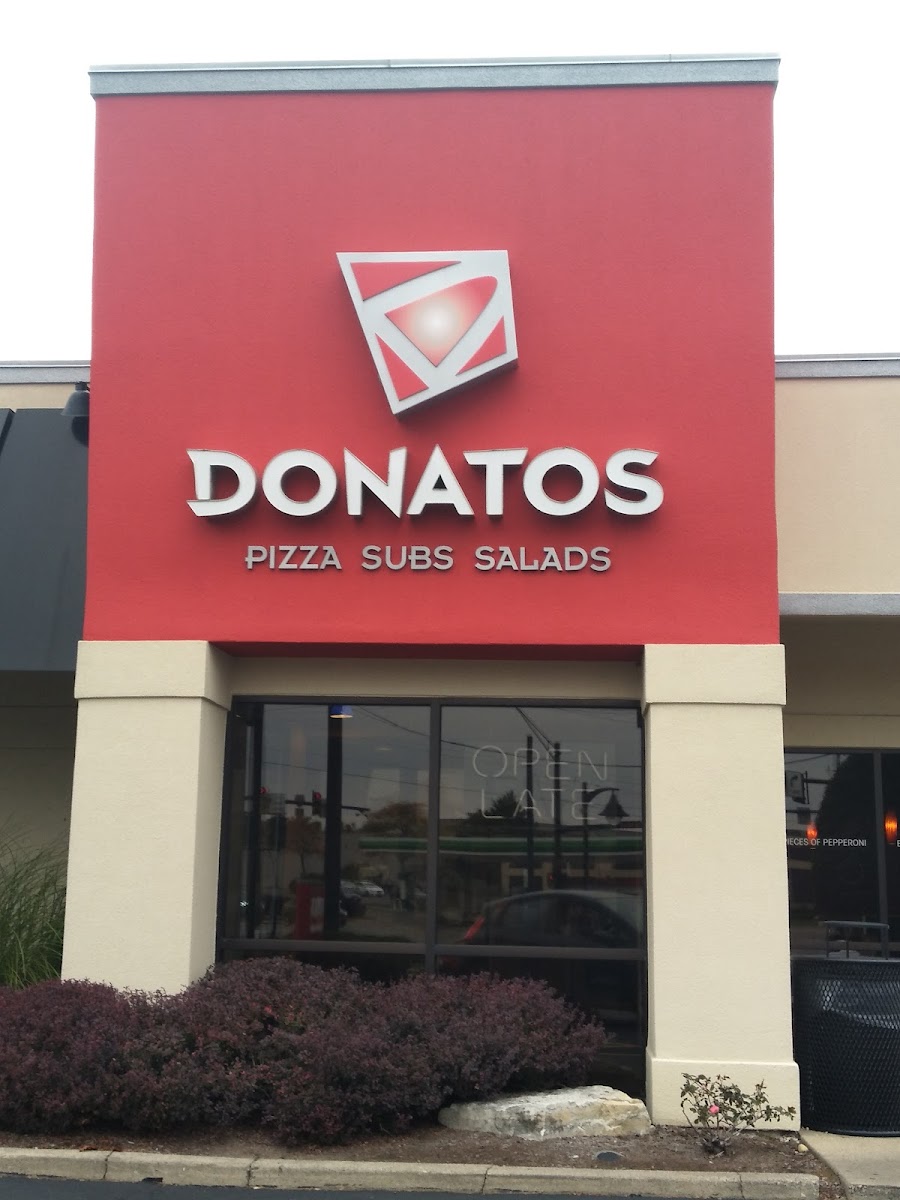 Donatos Pizza