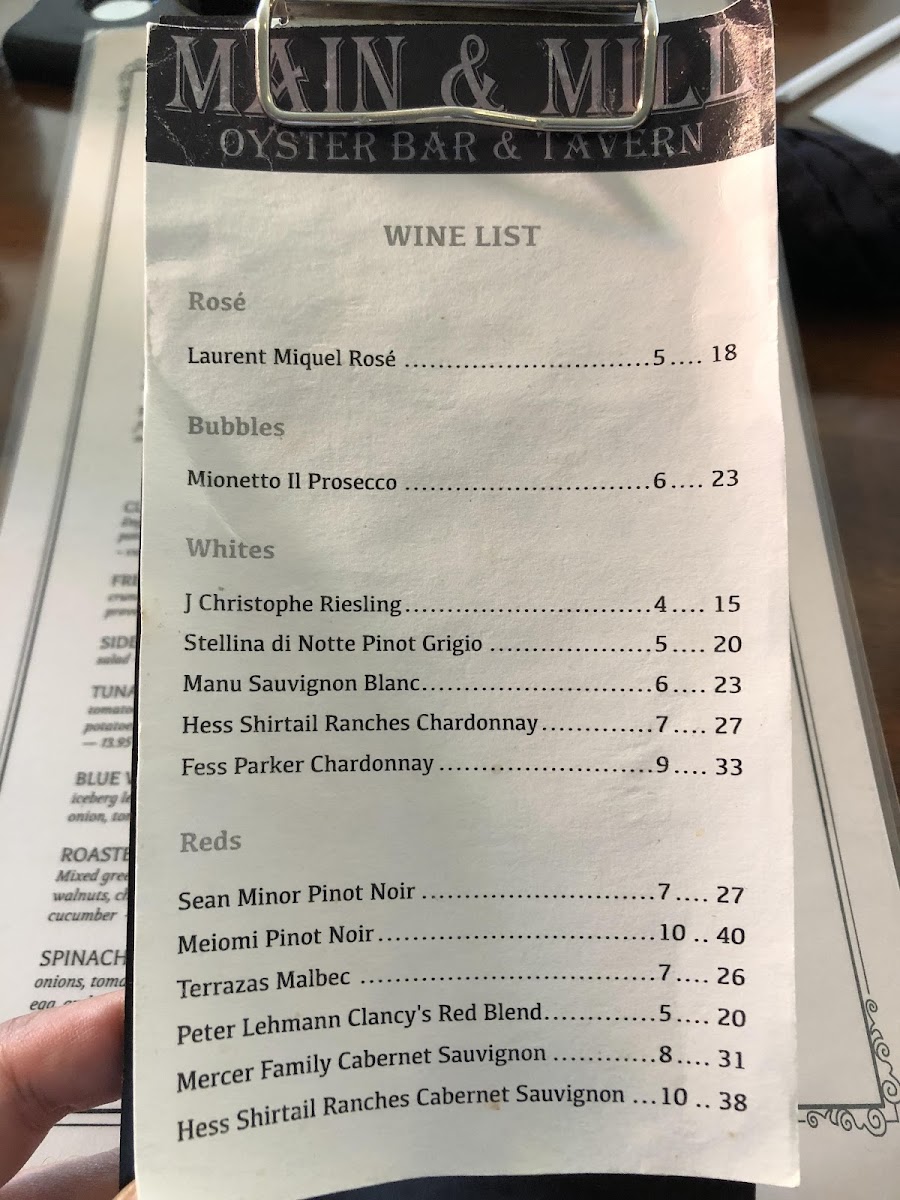 Main & Mill Oyster Bar & Tavern - 10