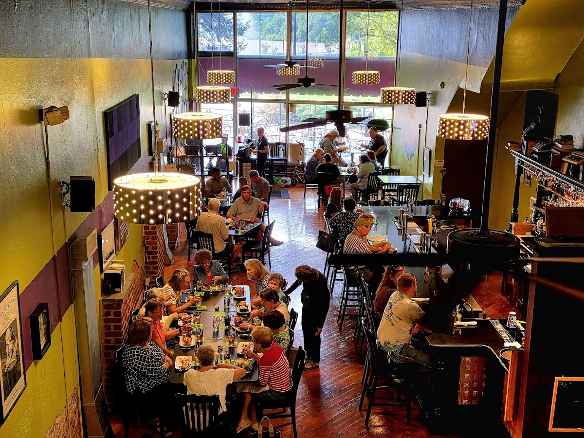 Me's burgers & brews