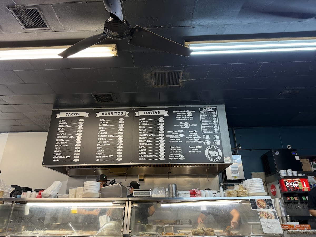 Taqueria La Esquinita - 5