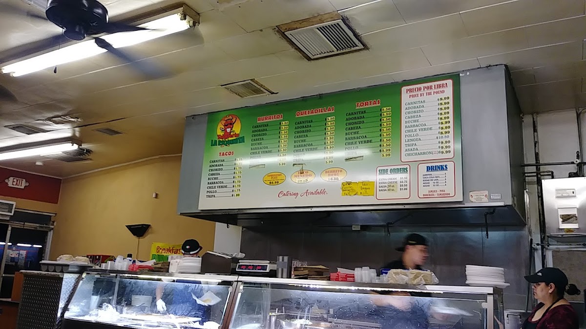 Taqueria La Esquinita - 9