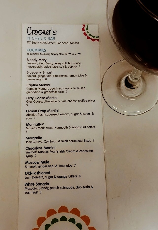 Crooner's Lounge - 1