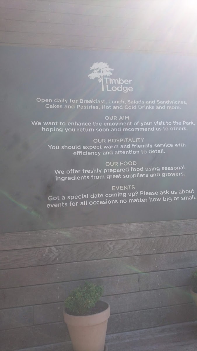 Brew Street Cafe & Bar at Timber Lodge - 9