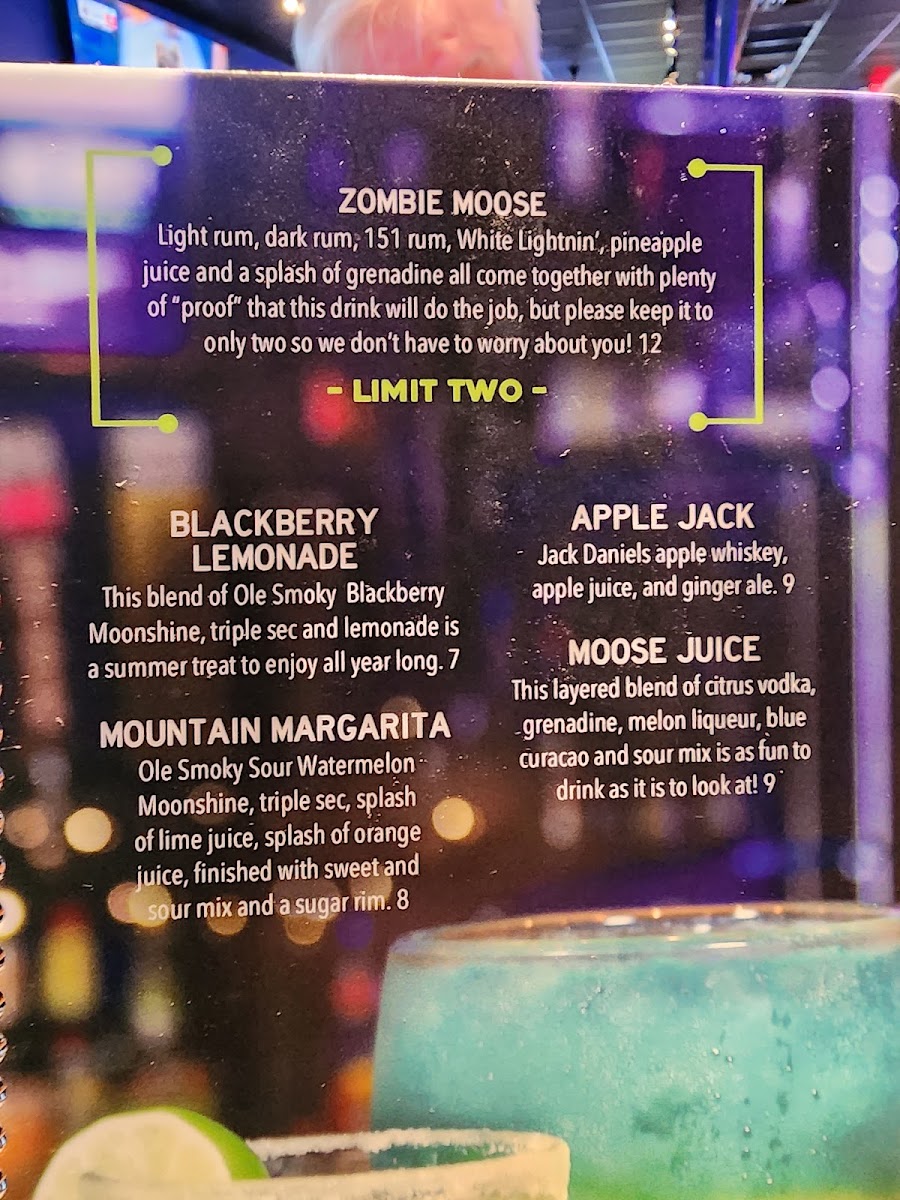 Blue Moose Burgers & Wings - 9