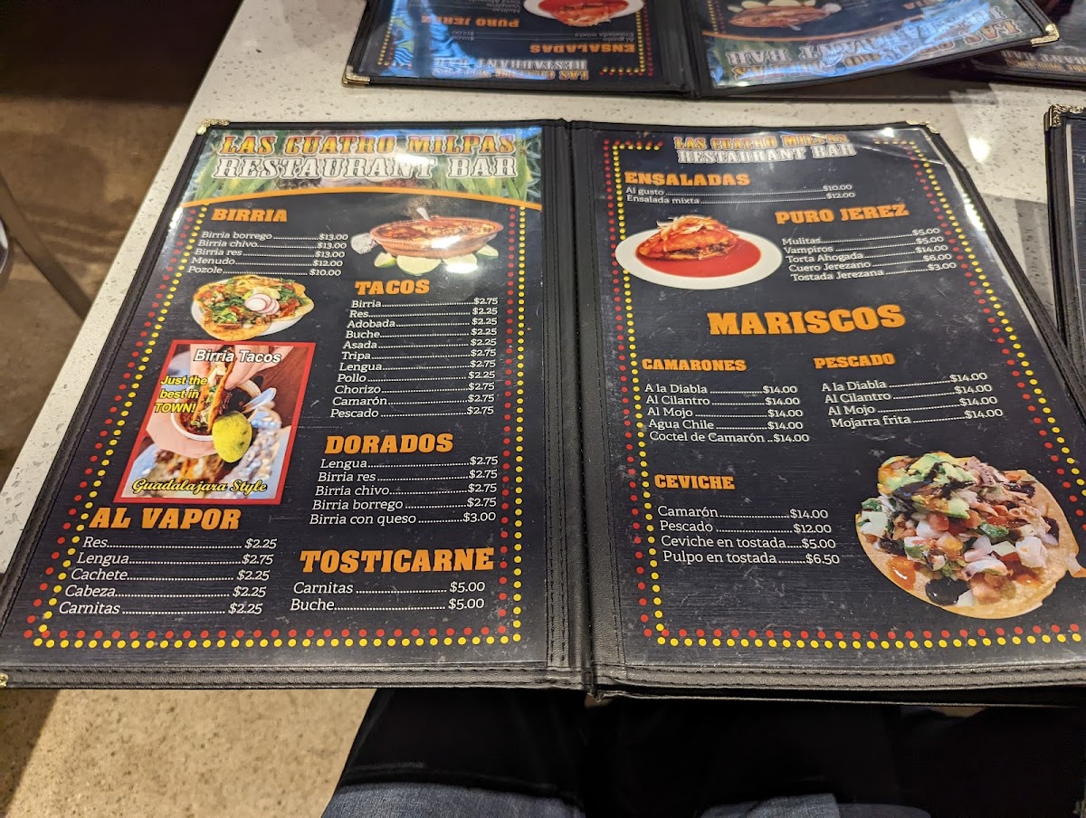 Las Cuatro Milpas Restaurant Bar - 9