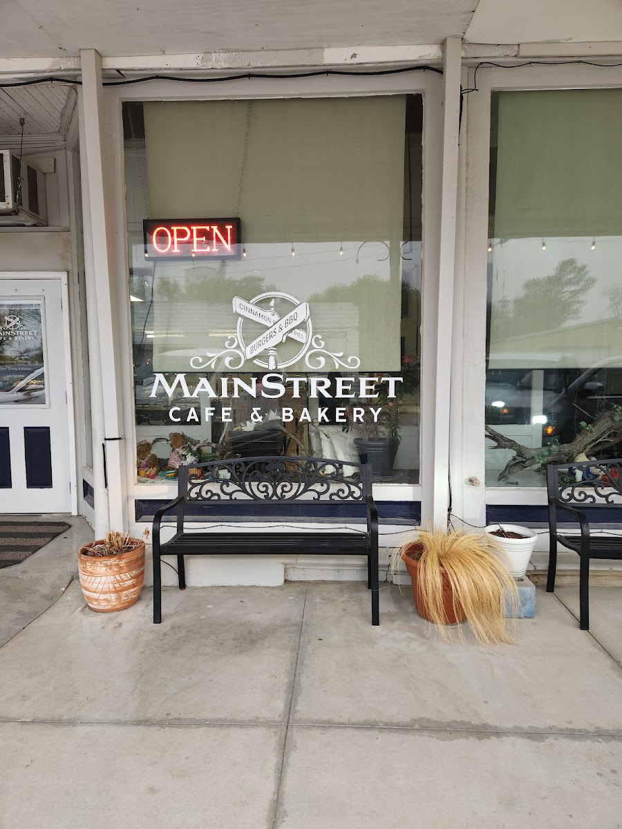 Main Street Cafe & Bakery