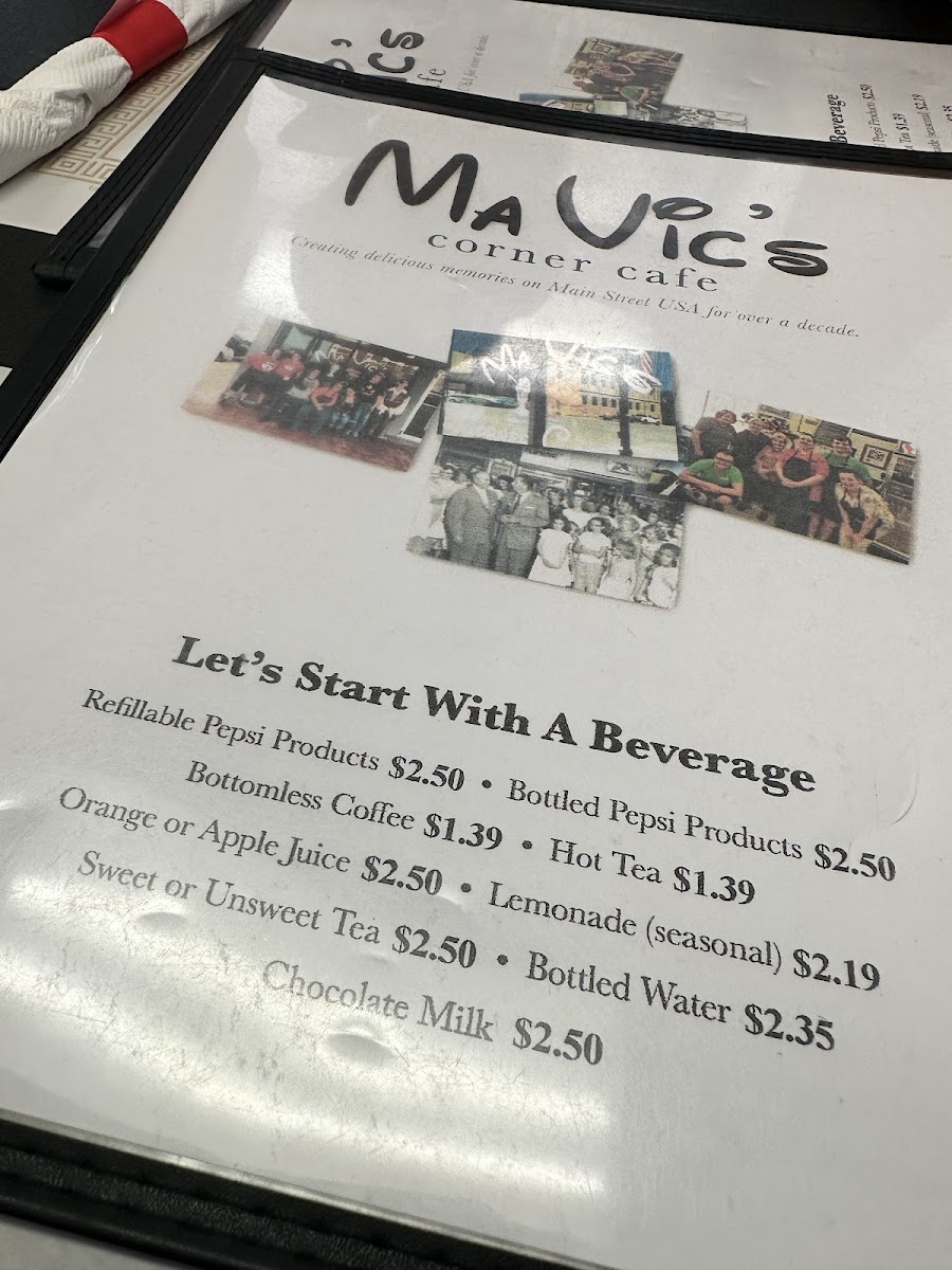 Ma Vic's Corner Cafe - 3