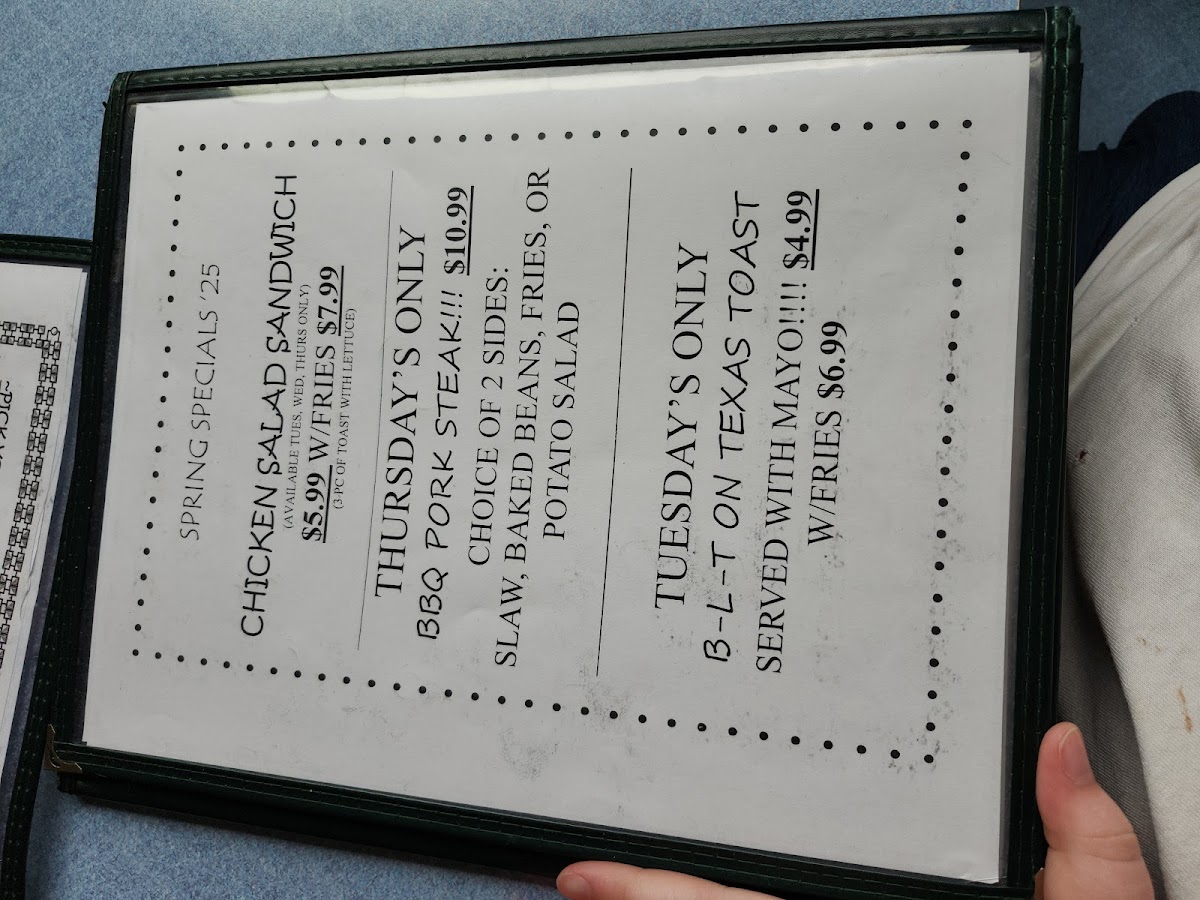 Hunt's Dairy Bar - 7