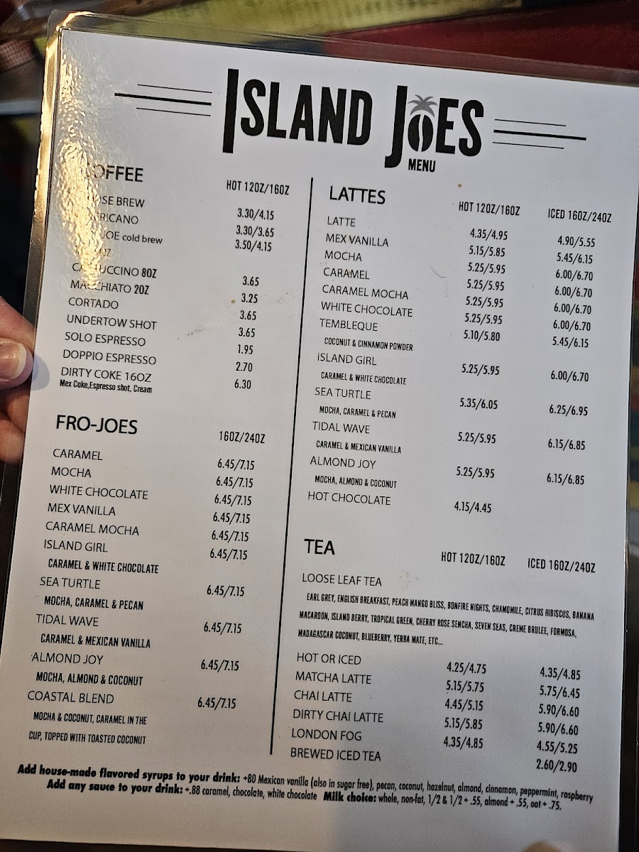 Island Joes Coffee and Gallery - 10