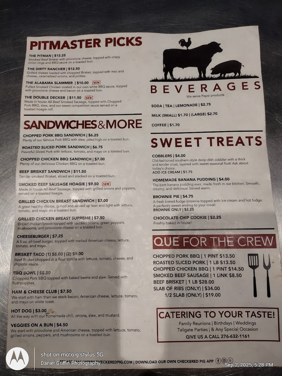 Checkered Pig BBQ & Ribs - 4