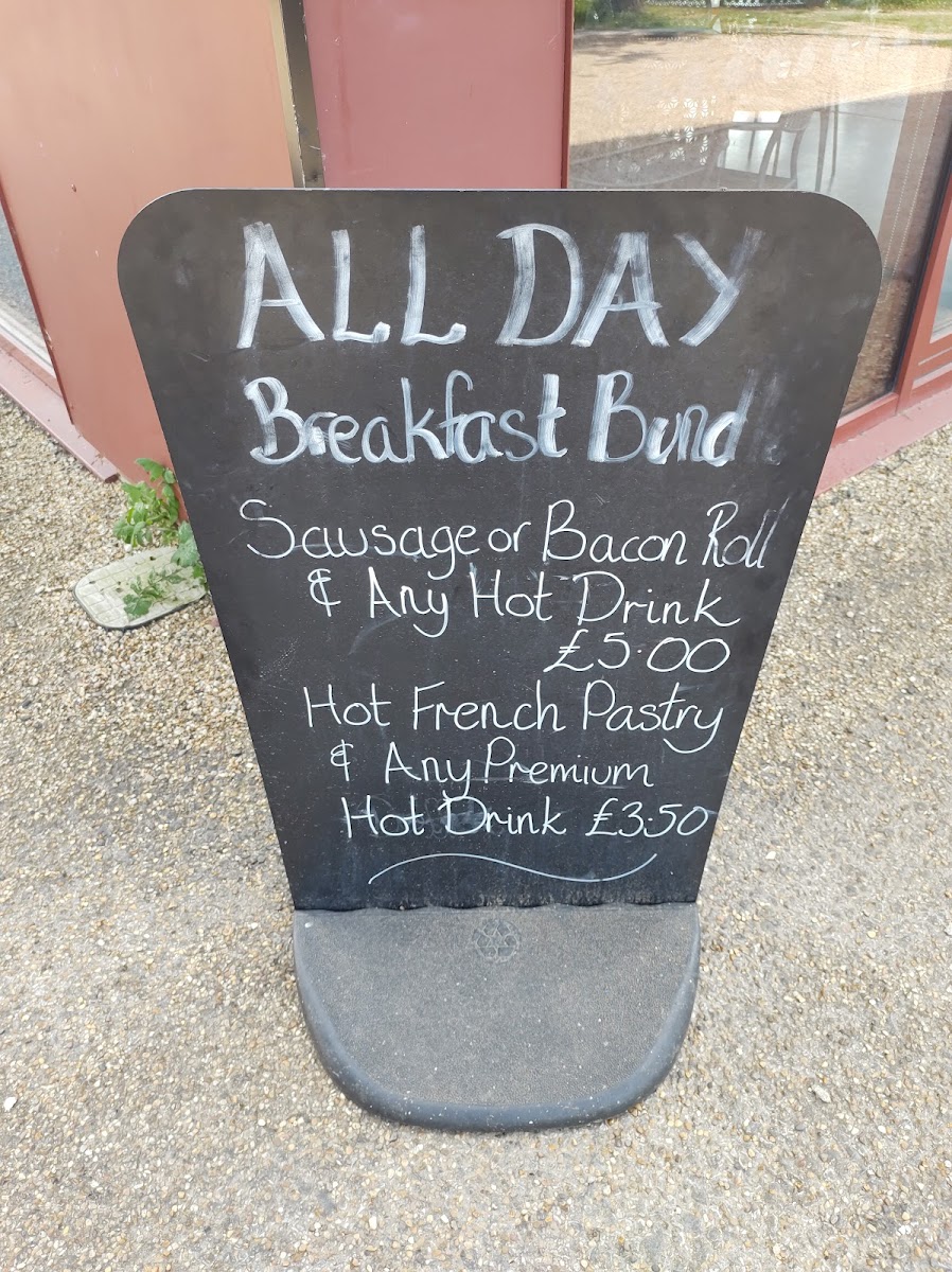 The Hub Cafe @ Hadleigh Park - 2