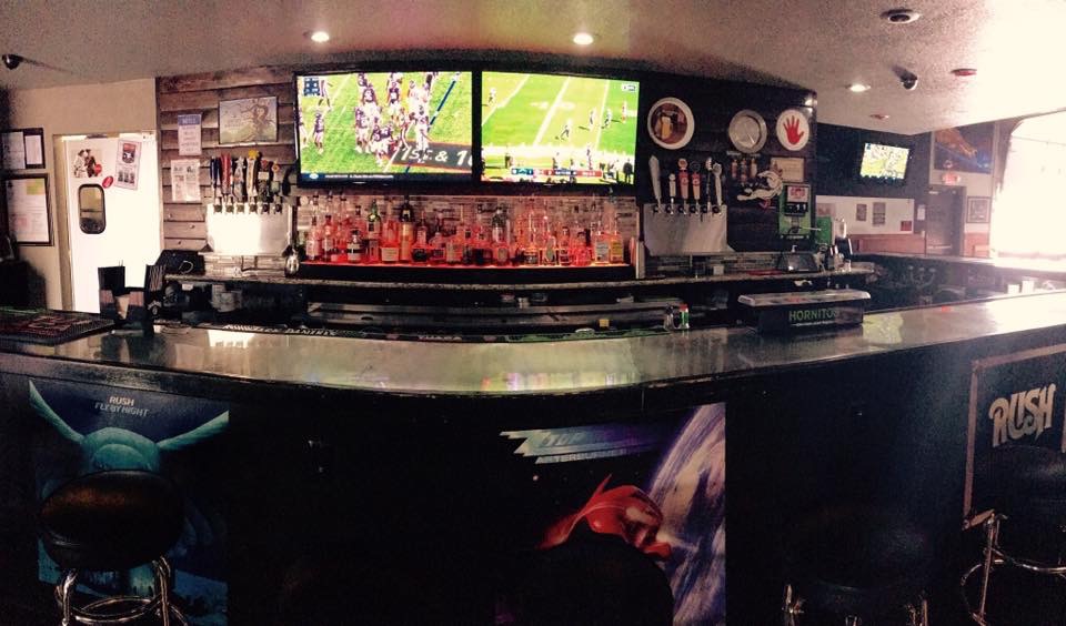 Legends Brews & Cues