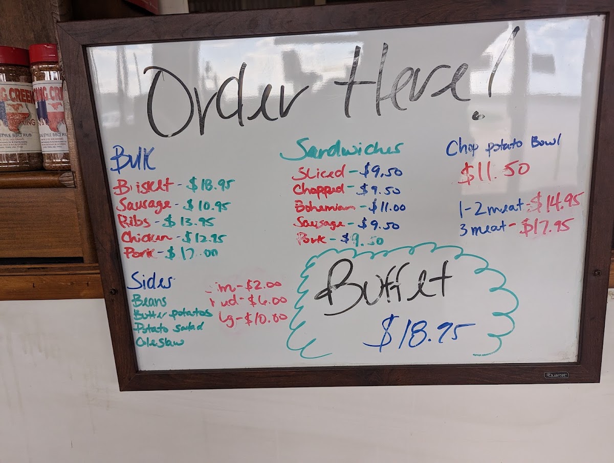 Mustang Creek Bar-B-Que - 1