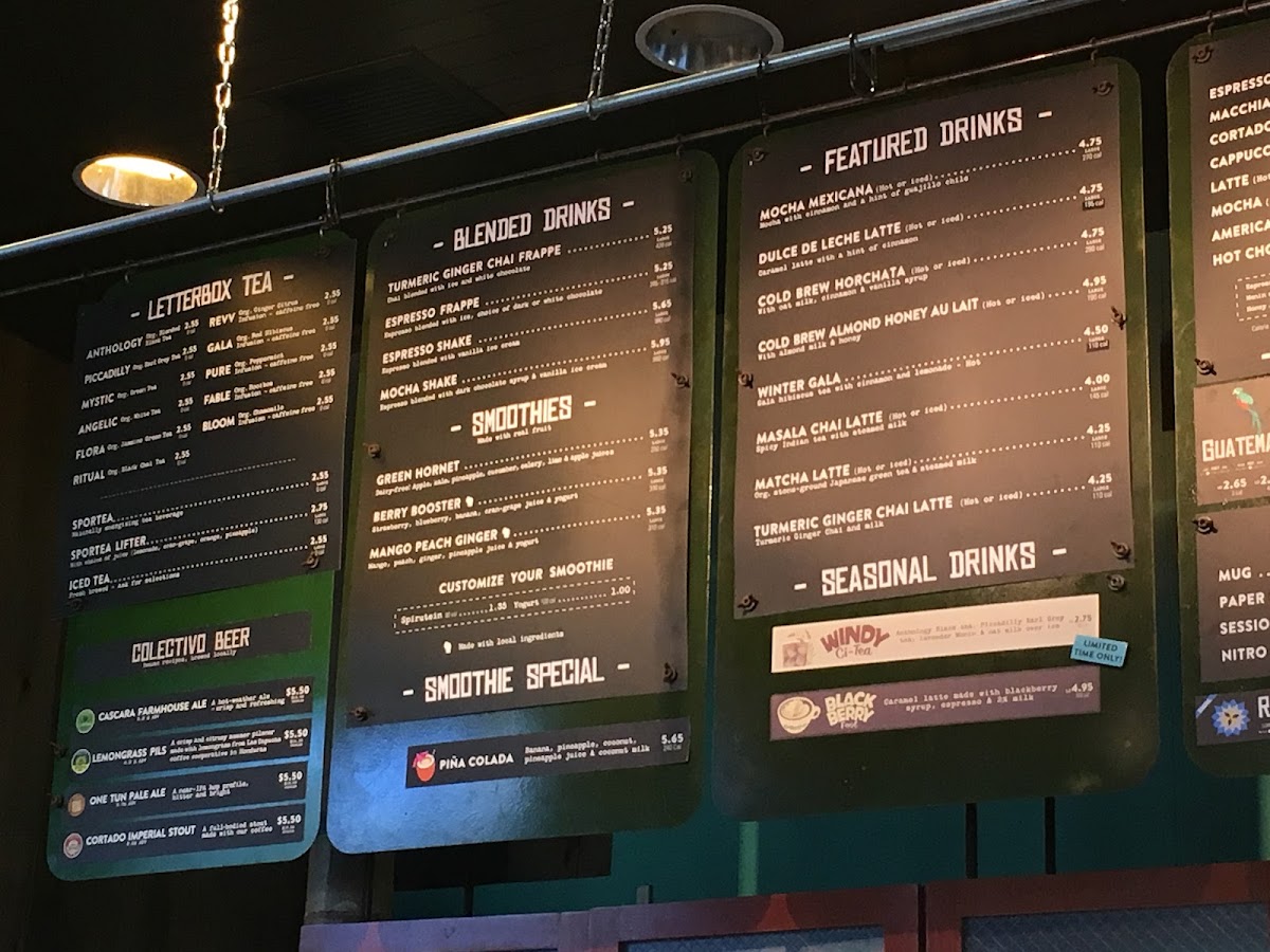 Colectivo Coffee Third Ward - 4