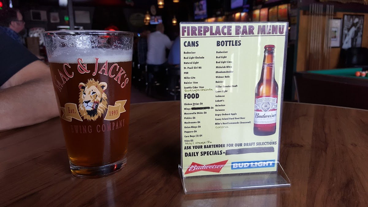 The Fireplace Bar - 5