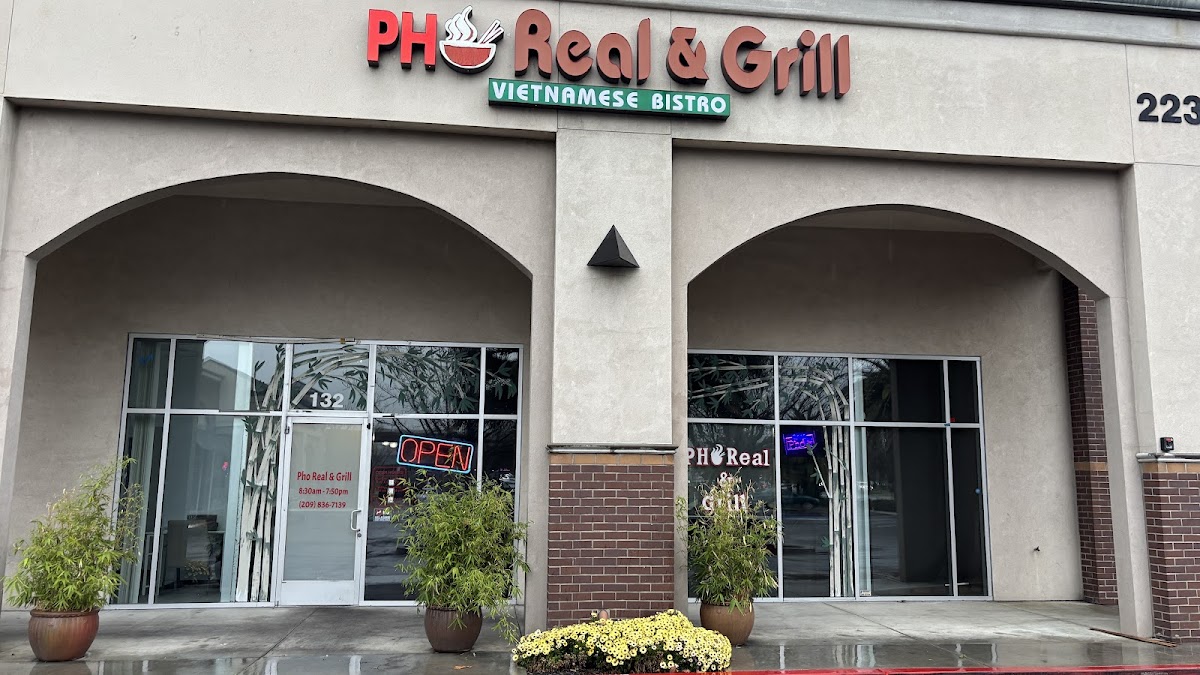 Phở Real & Grill