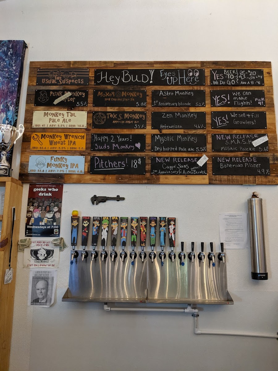 Suds Monkey Kitchen & Brewery Dripping Springs - 10