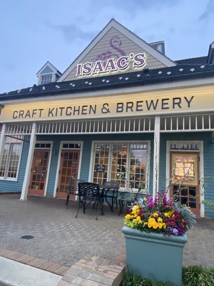 Isaac's Craft Kitchen & Brewery - Greenfield