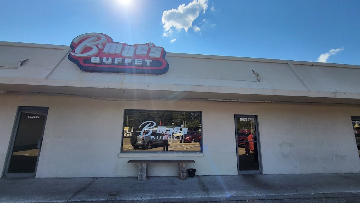 B-Mac’s Buffet