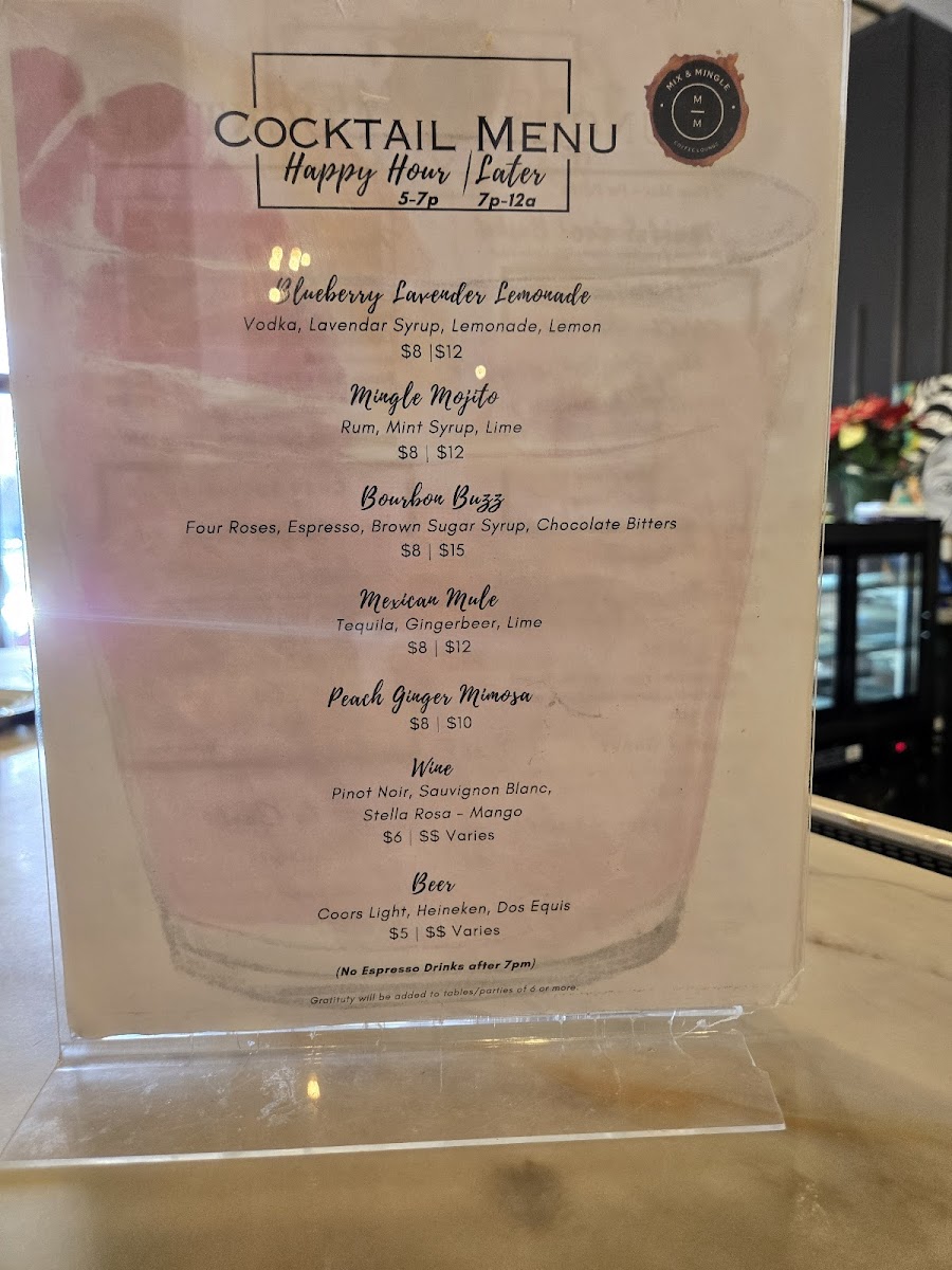 Mix and Mingle Coffee Lounge - 2