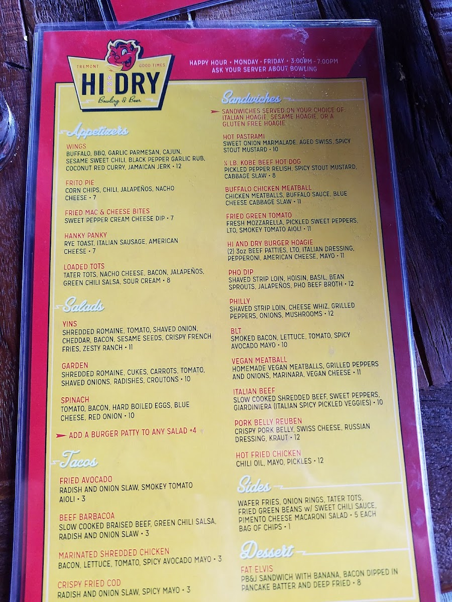 HI and DRY Bowling & Beer - 2