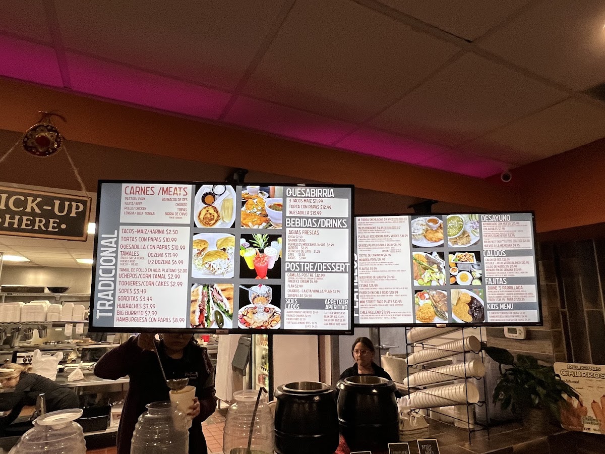 Mi Tierra Cocina Mexicana - 7