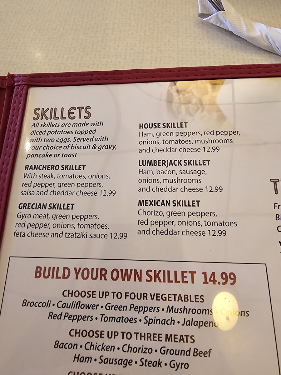 Maple Tree Restaurant & Pancake House - 4