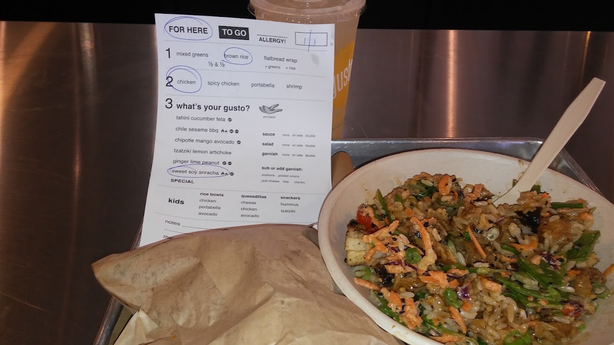 gusto! - healthy bowls & wraps - 8