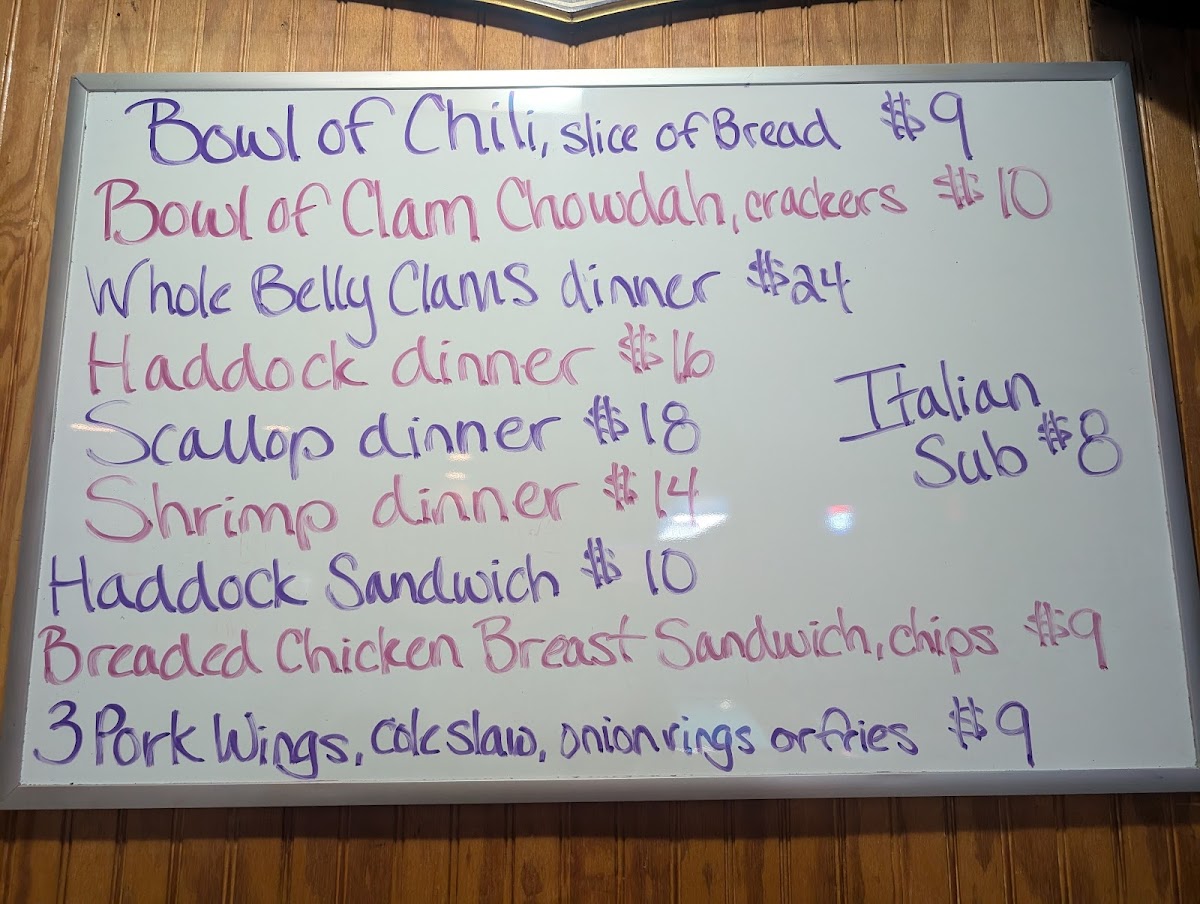 Three Ponds Tavern & Restaurant - 2