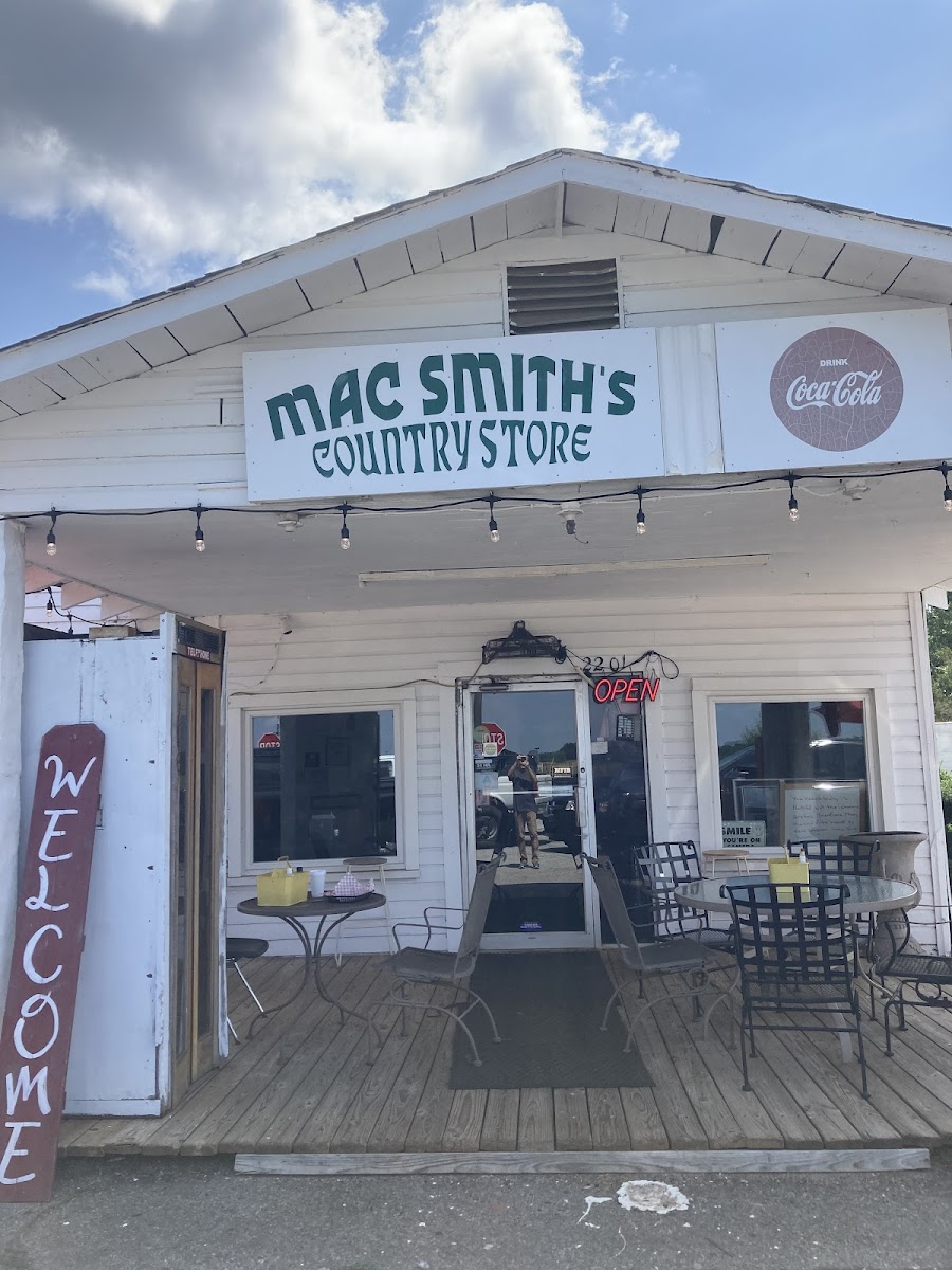 Mac Smith's Country Store