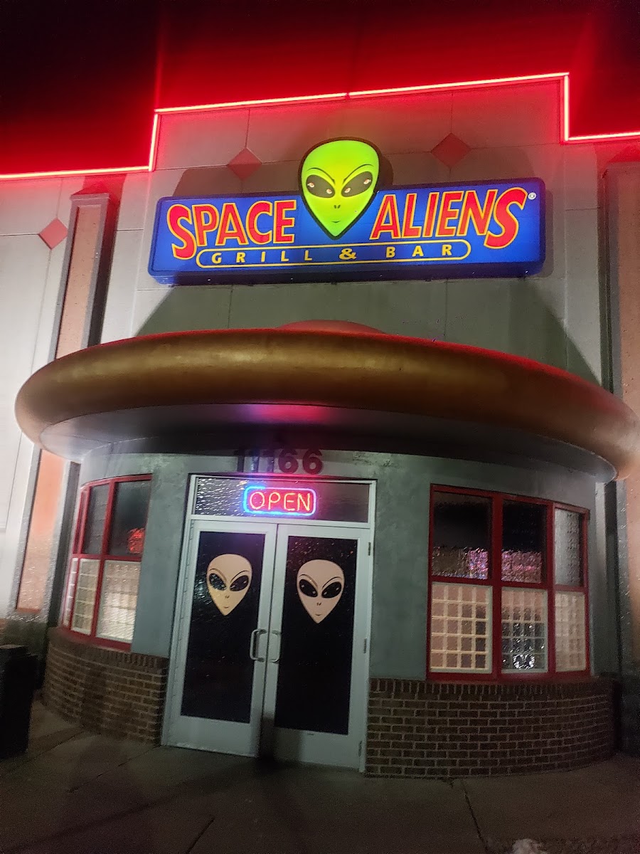 Space Aliens Grill & Bar