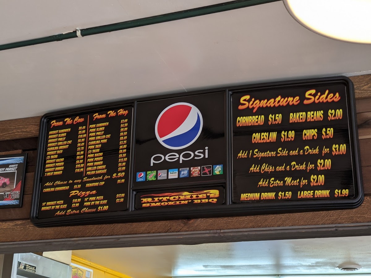 Ritchie's Smokin' BBQ - 7