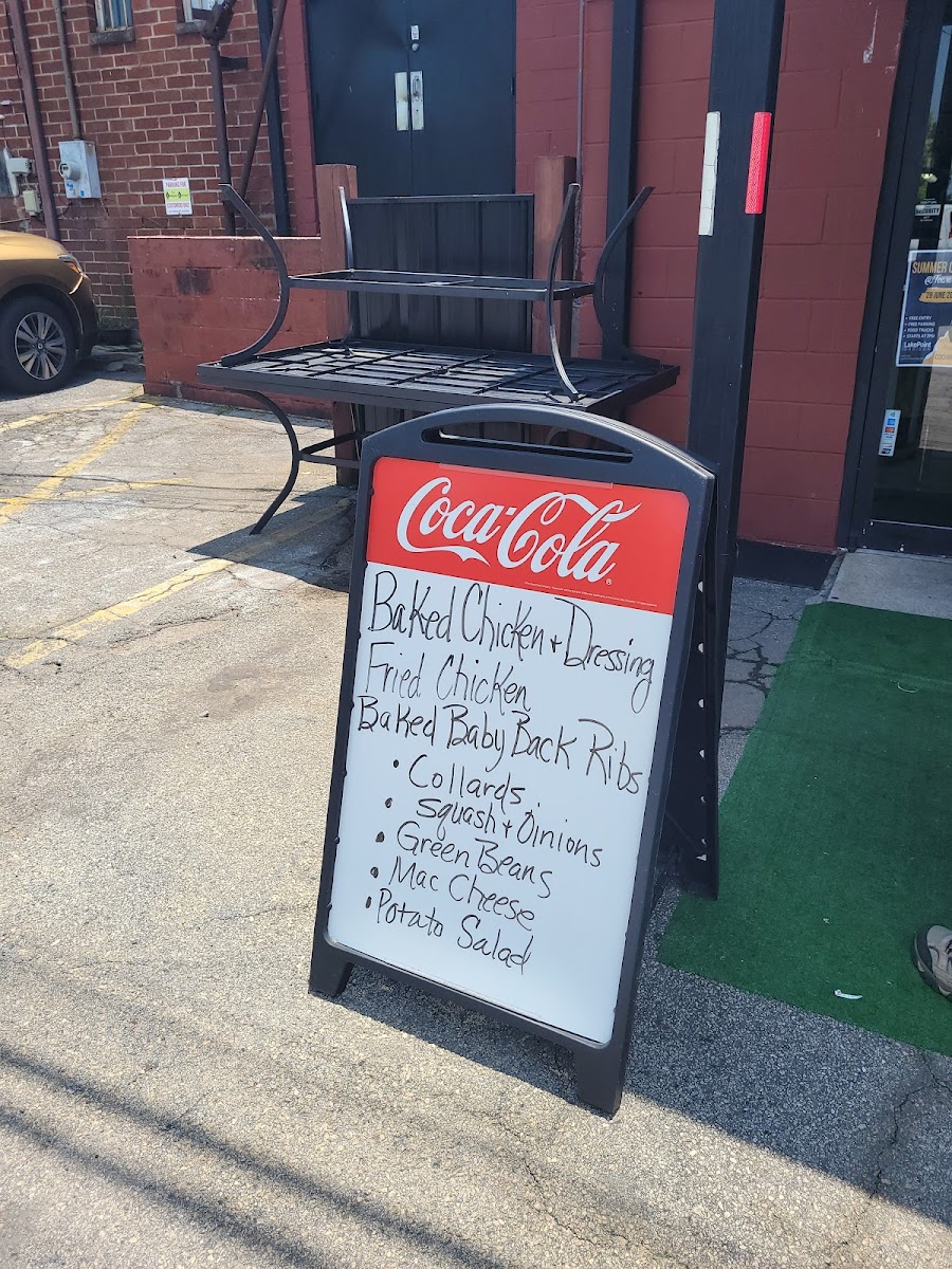 Benny Paul's Soul Food - 1