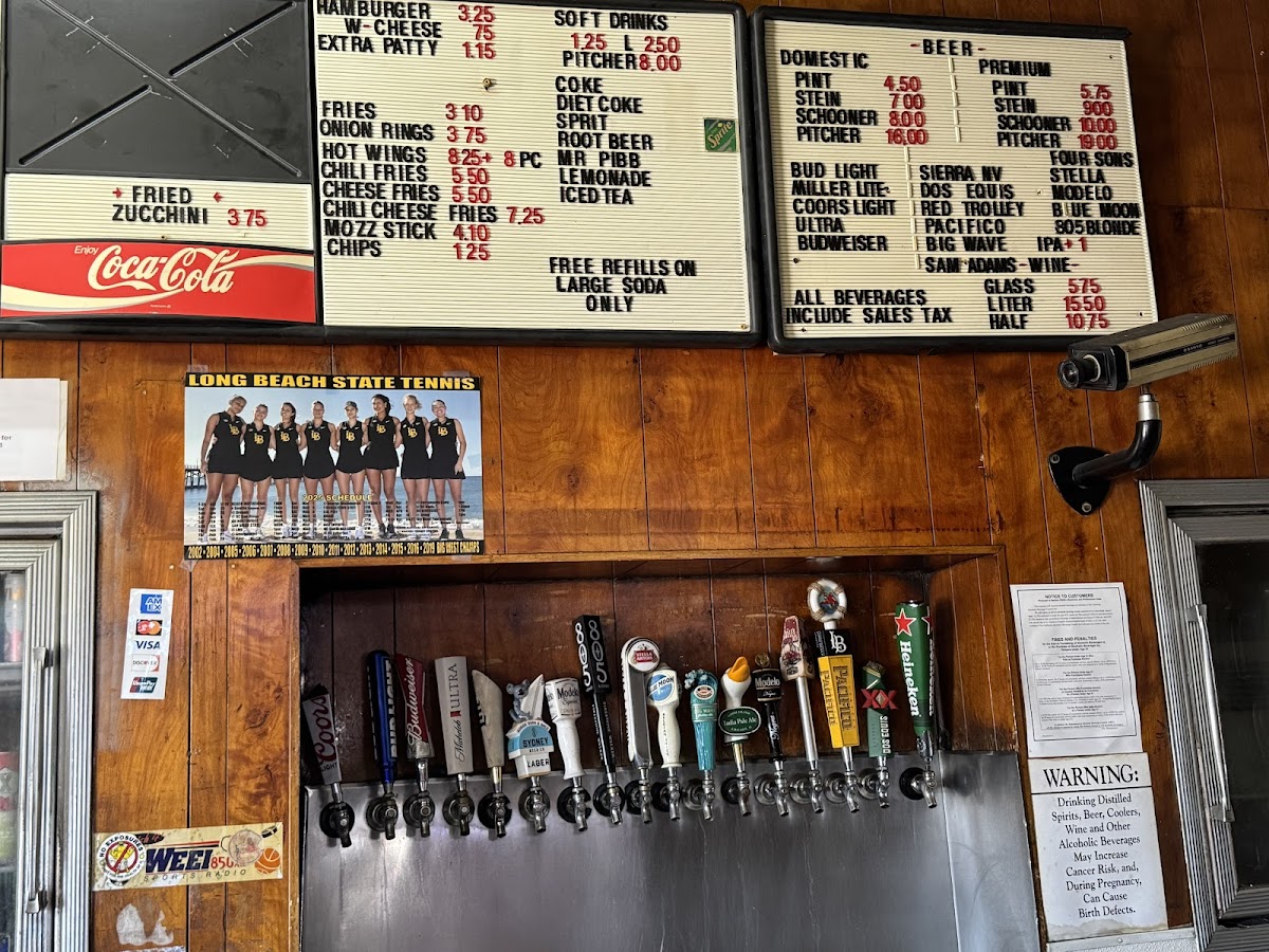 Avenue 3 Pizza & Subs - 1