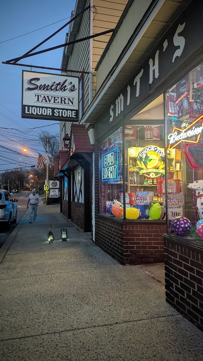 Smith's Tavern