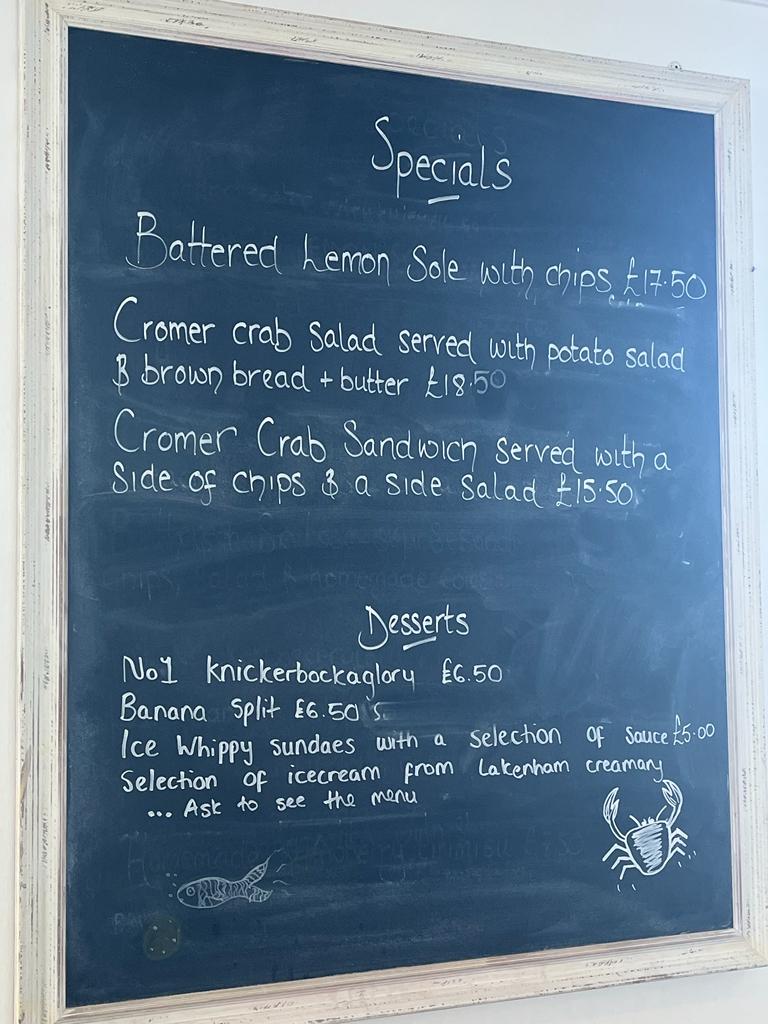 No1 Cromer Downstairs Fish and Chips Restaurant - 10