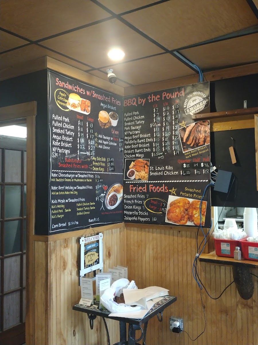 Huntspoint BBQ and Meat'ery - 10