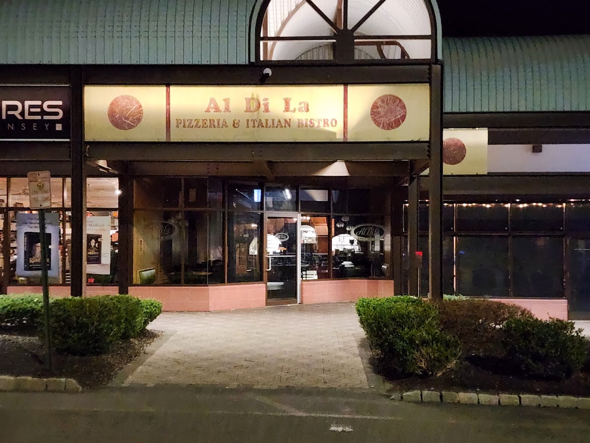 Al Di La Pizzeria & Bistro