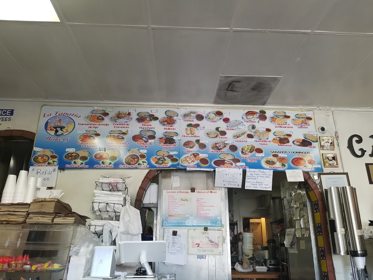 La Tapatia Bakery - 8