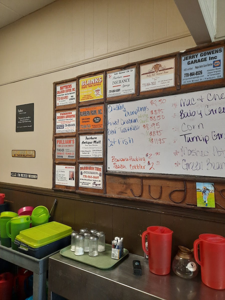 Judy's Restaurant - 7