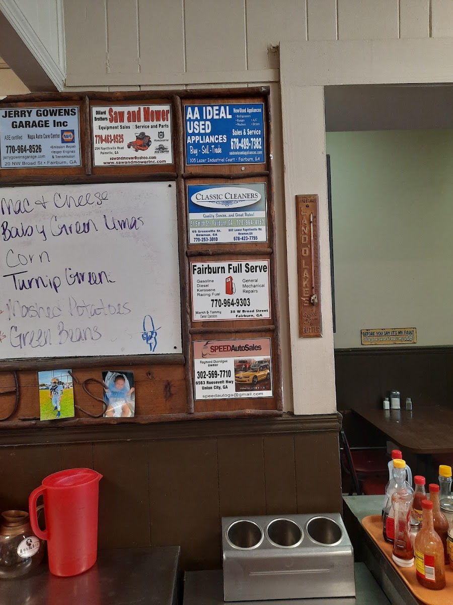 Judy's Restaurant - 8