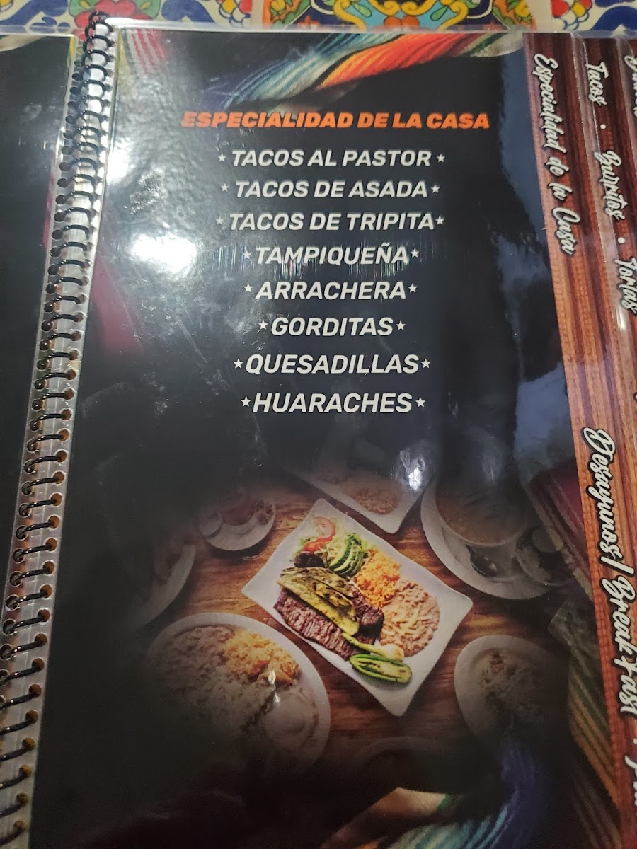 Mi Lindo Maravatio Mexican Restaurant - 9