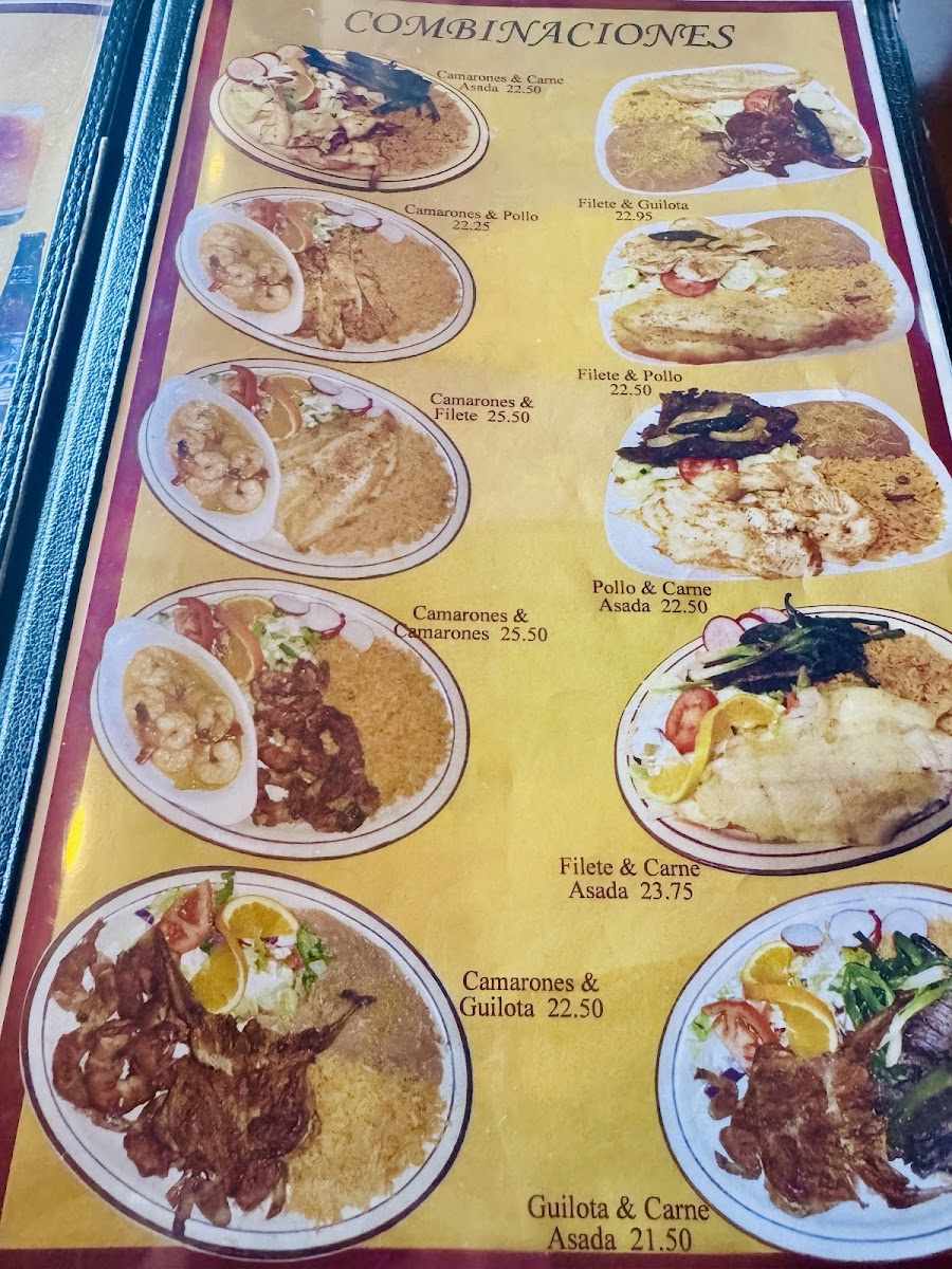 La Langosta Family Restaurant - 2