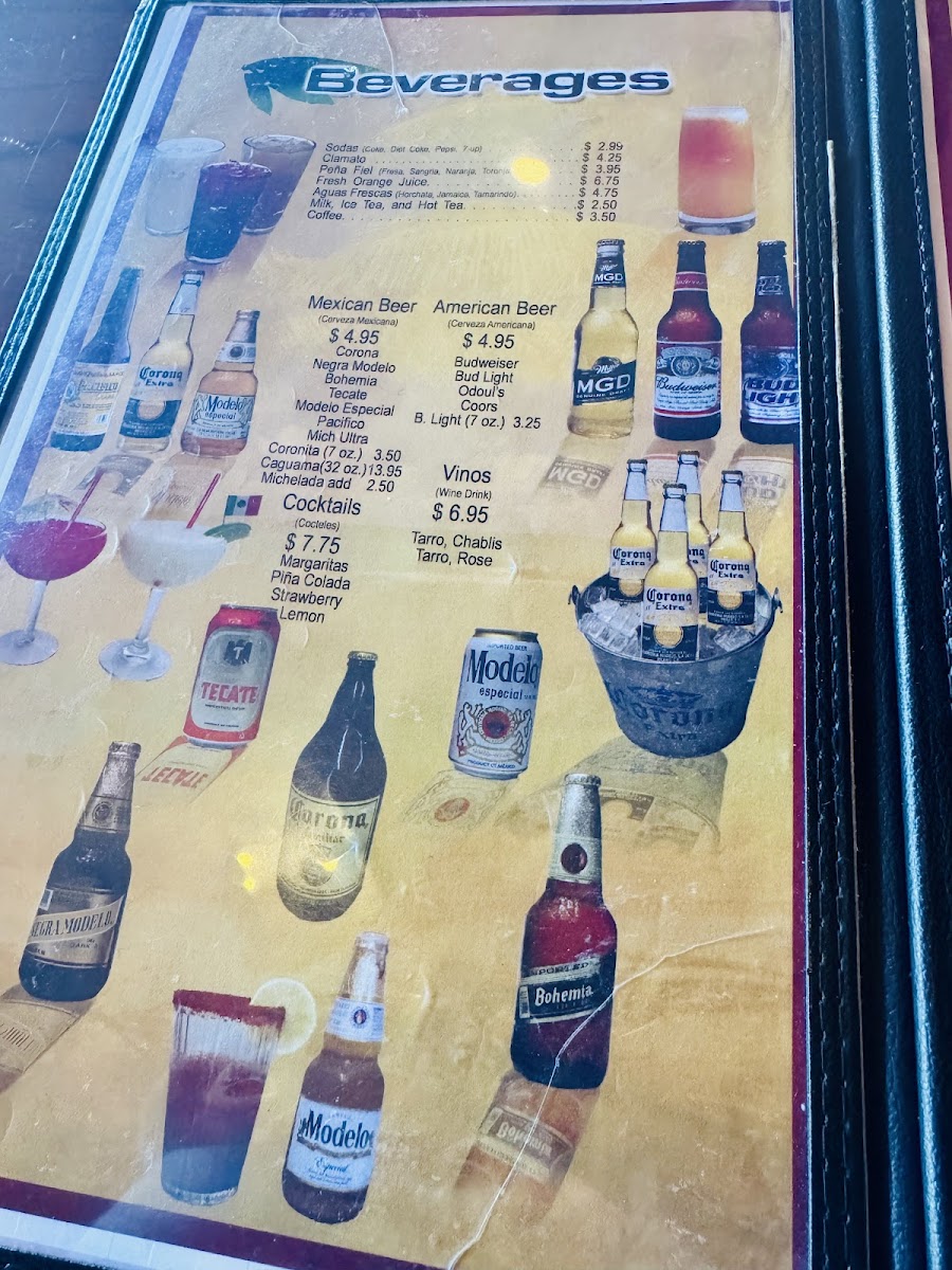 La Langosta Family Restaurant - 3