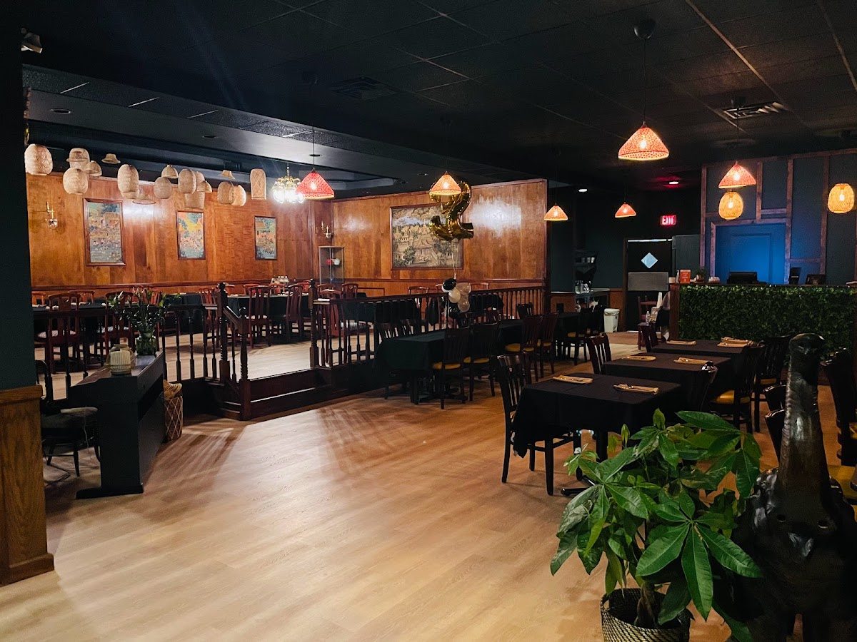 Tuk Tuk Thai Kitchen