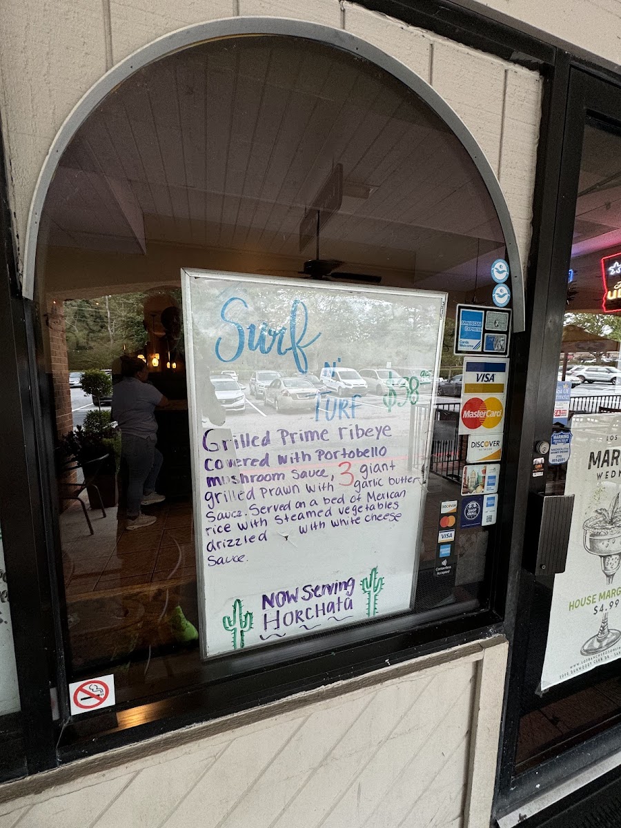 Los Rancheros Mexican Restaurant - 8