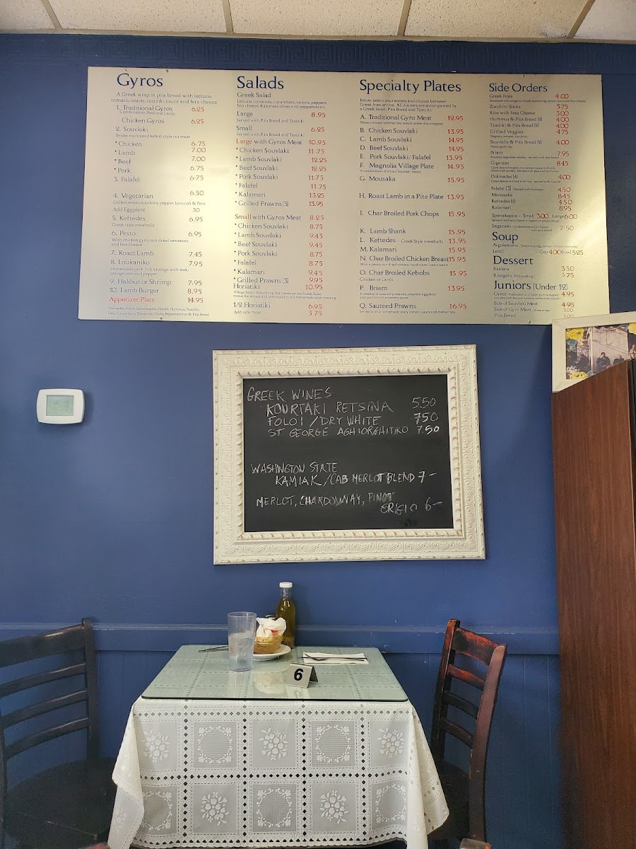 Niko's Gyros Magnolia - 8