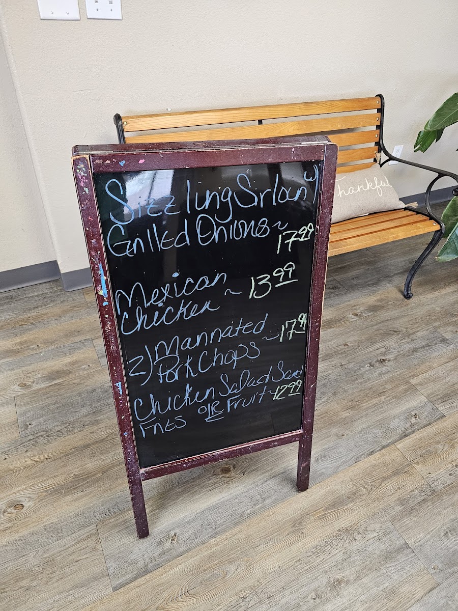 Mt Vernon Family Restaurant - 9